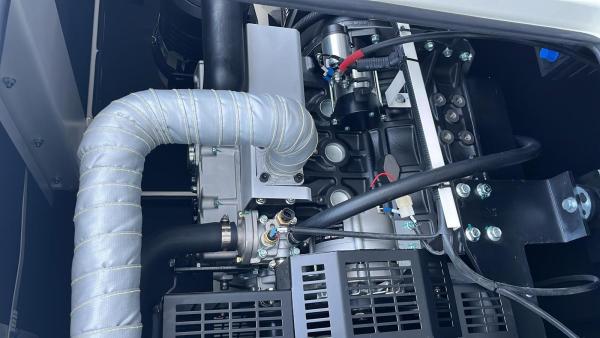 Perkins 22kVA Generator – Motoransicht mit robustem Dieselmotor